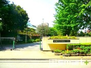 行田東小学校