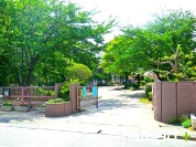 湊町小学校