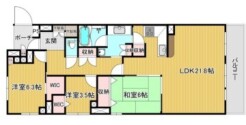 ～広々したＬＤＫを設けたプラン～
・ＬＤＫは何と２１.８帖。ご家族で過ごす空間だからこそ、余裕のある広さでお過ごしくださいませ。
・ご内覧の際は家具の配置などもイメージしてみてくださいね。
