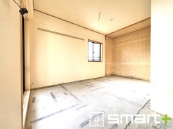 ～２面採光の明るいお部屋～
・洋室は２面採光とする事で穏やかな陽の入る明るい空間となっております。
・くつろぎのプライベート時間を明るい空間で穏やかにお過ごしいただけます。
