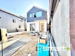 ～ご家族を守る「耐震等級３」～
・住宅性能評価において「耐震等級３」を取得。地震に強い家であることが証明されております。
・倒壊の恐れが低くなりますので、地震保険が半額になるメリットも。
