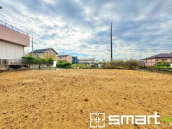 ～限定１区画の新規物件～
・千葉市緑区おゆみ野中央に限定１区画の新規売地が販売開始です。
・建築条件はございませんので、お好きなメーカーで建築いただけます。ぜひ一度お問い合わせくださいませ。
