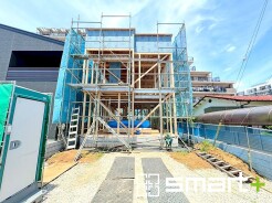 ～新規物件が誕生です～
・皆様お待たせいたしました。流山市西初石に新規物件が誕生です。
・このエリアでお探しの方は、まずはお気軽にお問い合わせくださいませ。お待ちしております。
