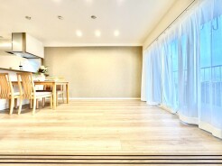 ～家具の配置がしやすい間取～
・ＬＤＫはリビングとダイニングの境目が分かりやすくなっており、家具の配置がしやすい造り。
・どんなインテリアにするか考えるだけでも楽しくなりますね。
