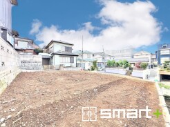 ～住みやすい住環境～
・周辺、商業施設も充実しています。毎日のお買い物も安心です。
・駅まで徒歩１０分。通勤・通学にも便利ですね。