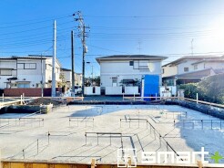 ～完成物件もご案内可能～
・ご案内時には実際の立地に加え、同メーカー・同仕様の完成物件もご案内可能です。
・ぜひ現地と建物をご覧いただき、具体的にイメージしてみてくださいませ。
