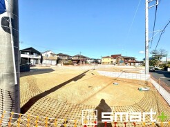 ～建築条件無しの売地が販売開始～
・建築条件（ハウスメーカー指定）がございませんので、お好きなメーカーで建築いただけます。
・詳細につきましてはお気軽にお問い合わせくださいませ。
