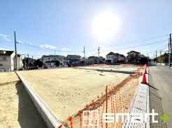 ～安心の測量済み・保証付き売地～
・売主が宅建業者なので個人の場合と違い予め測量済み。トラブルの可能性を抑えられます。
・地中埋設物などに対する保証も付いております。
