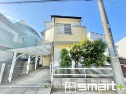 ～綺麗にお使いの外観～
・外観も綺麗にお使いなので、築年数を感じさせない見た目となっております。
・外壁や屋根のリフォームなどをお考えの方もお気軽にご相談くださいませ。
