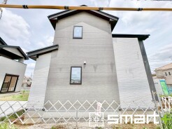 ～完成物件もご案内可能～
・ご案内時には実際の立地に加え、同メーカー・同仕様の完成物件もご案内可能です。
・ぜひ現地と建物をご覧いただき、具体的にイメージしてみてくださいませ。

