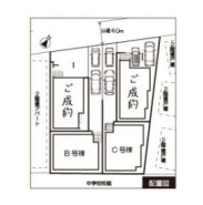 ～プライバシーが守られやすい立地～
・いわゆる「旗竿地」となっている為、道路から奥まっており、人の目などが気になりづらい土地の形状です。
・ぜひ一度現地でご体感してみてくださいませ。
