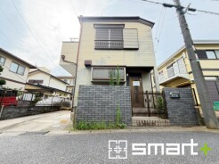 ～綺麗にお使いの外観～
・外観も綺麗にお使いなので、築年数を感じさせない見た目となっております。
・外壁や屋根のリフォームなどをお考えの方もお気軽にご相談くださいませ。
