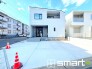 ～駐車場は２台分ご用意～
・駐車場は２台分ございますので、車通勤の方や複数台お持ちの方にもお勧めのお住まいです。
・カーポートなどのオプションもお気軽にご相談くださいませ。
(１号棟)