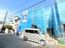 ～ベタ基礎でしっかりとした土台～
・コンクリートの中に鉄筋を配し強度を高めた「ベタ基礎」を採用。
・しっかりとした土台を造ったうえで、その上に建物が築造されていきます。
(１号棟)