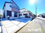 ～閑静な住宅街の立地～
・周辺は閑静な住宅街となっておりますので、静かな暮らしをご実現いただけます。
・前面道路の交通量も多くないので、小さなお子様がいるご家庭でもご安心ですね。
