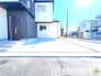 ～駐車場ももちろんございます～
・駐車場もありますので、お車をご利用される方にもお勧めのお住まいです。
・カーポートなどのオプションもお気軽にご相談くださいませ。
（１号棟）