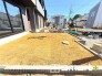 ～広々したお庭のあるお住まい～
・余裕の敷地には広いお庭もご用意。
・ガーデニングや安らぎの空間として、倉庫を置いたりと様々な活用が可能です。
・人工芝の敷設などもお気軽にご相談くださいませ。
