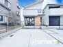 ～落ち着いた雰囲気の外観～
・グレーの外眼にレンガ調の素材でアクセント+オシャレ度アップ。
・落ち着きのある雰囲気に仕上げており、クールな印象が人目を引くこと間違いなしです。
