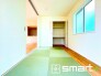 ～２面採光の明るいお部屋～
・洋室は２面採光とする事で穏やかな陽の入る明るい空間となっております。
・くつろぎのプライベート時間を明るい空間で穏やかにお過ごしいただけます。
