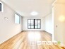 3号棟 ～開放的な２階リビング～
・ＬＤＫが２階に設けられている開放的なお住まいです。穏やかな陽だまりに包まれる居心地の良い空間になります。
・ご家族のプライバシーも守られて日々の暮らしも安心快適。