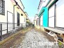～お庭もある余裕の敷地～
・広々した敷地にはお庭もご用意。お庭があるだけで余裕を感じますね。
・防草シートや人工芝の敷設などのオプションもお気軽にご相談くださいませ。

