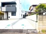 ～駐車場は２台分ご用意～
・駐車場は２台分ございますので、車通勤の方や複数台お持ちの方にもお勧めのお住まいです。
・カーポートなどのオプションもお気軽にご相談くださいませ。
