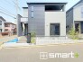 ～白とグレーのツートンカラー～
・重厚感のあるグレーと清潔感のあるホワイトの組み合わせが、洗練されたクールな雰囲気を醸し出しています。
・２色のコントラストがオシャレでスタイリッシュな印象せてくれますね。
(1号棟)