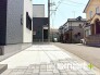～ゆとりあるカースペース２台分～
・セカンドカーや来客時にも困らないカースペース２台分。物置や駐輪スペースなどにも利用できますね。
・カーポートなどのオプションもお気軽にご相談くださいませ。