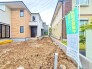 ～駐車場は２台分ご用意～
・駐車場は２台分ございますので、車通勤の方や複数台お持ちの方にもお勧めのお住まいです。
・カーポートなどのオプションもお気軽にご相談くださいませ。
（2号棟）