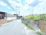 ～暮らしやすい立地～
・道幅も広く見通しの良い道路で車の出し入れも安心です。