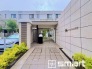 ～管理の行き届いたエントランス～
・お住まいの「顔」でもあるエントランス。管理会社の方でしっかりと管理されております。
・ぜひ現地でご体感くださいませ。
