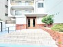 ～管理の行き届いたエントランス～
・お住まいの「顔」でもあるエントランス。管理会社の方でしっかりと管理されております。
・ぜひ現地でご体感くださいませ。
