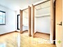 ～憧れのウォークインクローゼット～
・居室にウォークインを設ける事で季節ものや趣味の用具などもスッキリと収納可能です。
・ぜひ現地でその便利さをご体感くださいませ。

