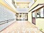 ～管理の行き届いたエントランス～
・お住まいの「顔」でもあるエントランス。管理会社の方でしっかりと管理されております。
・ぜひ現地でご体感くださいませ。
