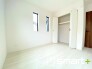 ～２面採光の明るいお部屋～
・洋室は２面採光とする事で穏やかな陽の入る明るい空間となっております。
・くつろぎのプライベート時間を明るい空間で穏やかにお過ごしいただけます。
(１号棟)