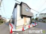 ～開放感ある角地のお住まい～
・２方向が空く事で開放感のある角地に位置しております。
・窮屈な感じが無く、ゆったりと暮らせるこの魅力をぜひ現地でご体感くださいませ。

