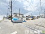 ～開放感ある角地のお住まい～
・２方向が空く事で開放感のある角地に位置しております。
・窮屈な感じが無く、ゆったりと暮らせるこの魅力をぜひ現地でご体感くださいませ。
