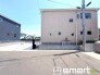 ～閑静な住宅街の立地～
・周辺は閑静な住宅街となっておりますので、静かな暮らしをご実現いただけます。
・前面道路の交通量も多くないので、小さなお子様がいるご家庭でもご安心ですね。
