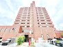 ～堂々とした大型のマンション～
・総戸数の多い大型のマンションですので、外観の迫力もあり誇りに思えるようなお住まいとなっております。
・ぜひ現地でご体感くださいませ。
