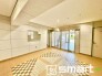 ～管理の行き届いたエントランス～
・お住まいの「顔」でもあるエントランス。管理会社の方でしっかりと管理されております。
・ぜひ現地でご体感くださいませ。
