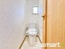 ～やはり便利なタンク式トイレ～
・最近はタンクレストイレもございますが、タンク式の場合は停電時もお水を流すことが可能。
・故障時なども比較的費用が安くなるなど、メリットが多くなります。
