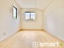 ～２面採光の明るいお部屋～
・洋室は２面採光とする事で穏やかな陽の入る明るい空間となっております。
・くつろぎのプライベート時間を明るい空間で穏やかにお過ごしいただけます。
