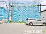 2号棟 ～十分な広さのある前面道路～
・前面道路は約６ｍございますので、お車でのすれ違いも楽々で余計なストレスがかかりません。
・日々お車での移動が多い方には大切なポイントですね。
