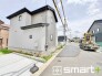 4号棟 ～十分な広さのある前面道路～
・前面道路は約６ｍございますので、お車でのすれ違いも楽々で余計なストレスがかかりません。
・日々お車での移動が多い方には大切なポイントですね。
