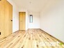～２面採光の明るいお部屋～
・洋室は２面採光とする事で穏やかな陽の入る明るい空間となっております。
・くつろぎのプライベート時間を明るい空間で穏やかにお過ごしいただけます。
