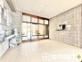 ～管理の行き届いたエントランス～
・お住まいの「顔」でもあるエントランス。管理会社の方でしっかりと管理されております。
・ぜひ現地でご体感くださいませ。
