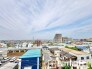 ～バルコニーからの眺望～
・お部屋の延長として、外の空気を感じながらリラックスできるスペースになりますね。
・周囲の景色や夕日を楽しむことも魅力のひとつです。

