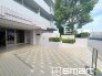 ～管理の行き届いたエントランス～
・お住まいの「顔」でもあるエントランス。管理会社の方でしっかりと管理されております。
・ぜひ現地でご体感くださいませ。
