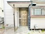 ～お住まいの顔「玄関」～
・毎日お出かけの際もご帰宅の際も通る玄関。
・ドアの交換や鍵の交換・追加などもお気軽にご相談くださいませ。
