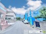 ～閑静な住宅街の立地～
・周辺は閑静な住宅街となっておりますので、静かな暮らしをご実現いただけます。
・前面道路の交通量も多くないので、小さなお子様がいるご家庭でもご安心ですね。
